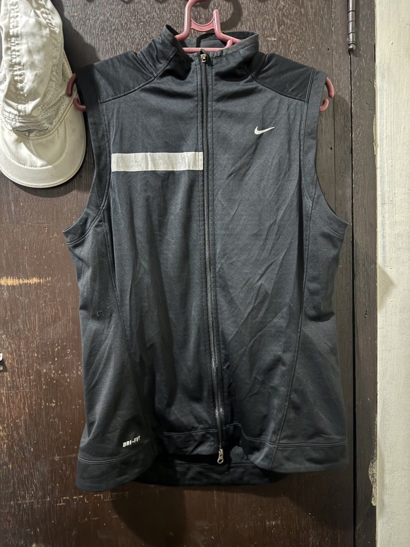 Nike Dri-FIT Running Vest 26 length 23 width (Category: Activewear) located in Manila. Submitted by wiseearth.075b2f (Listing ID 1463990477, Image 1). Description: - Black Nike Dri-FIT running vest sz medium -₱1375 nego - 26 length 23 width - no holes or scratches excellent condition -we can do COD or meet up - Sleeveless design - Full zip front - Reflective strip on chest for visibility - Ideal for workouts and outdoor runs - Lightweight and bre