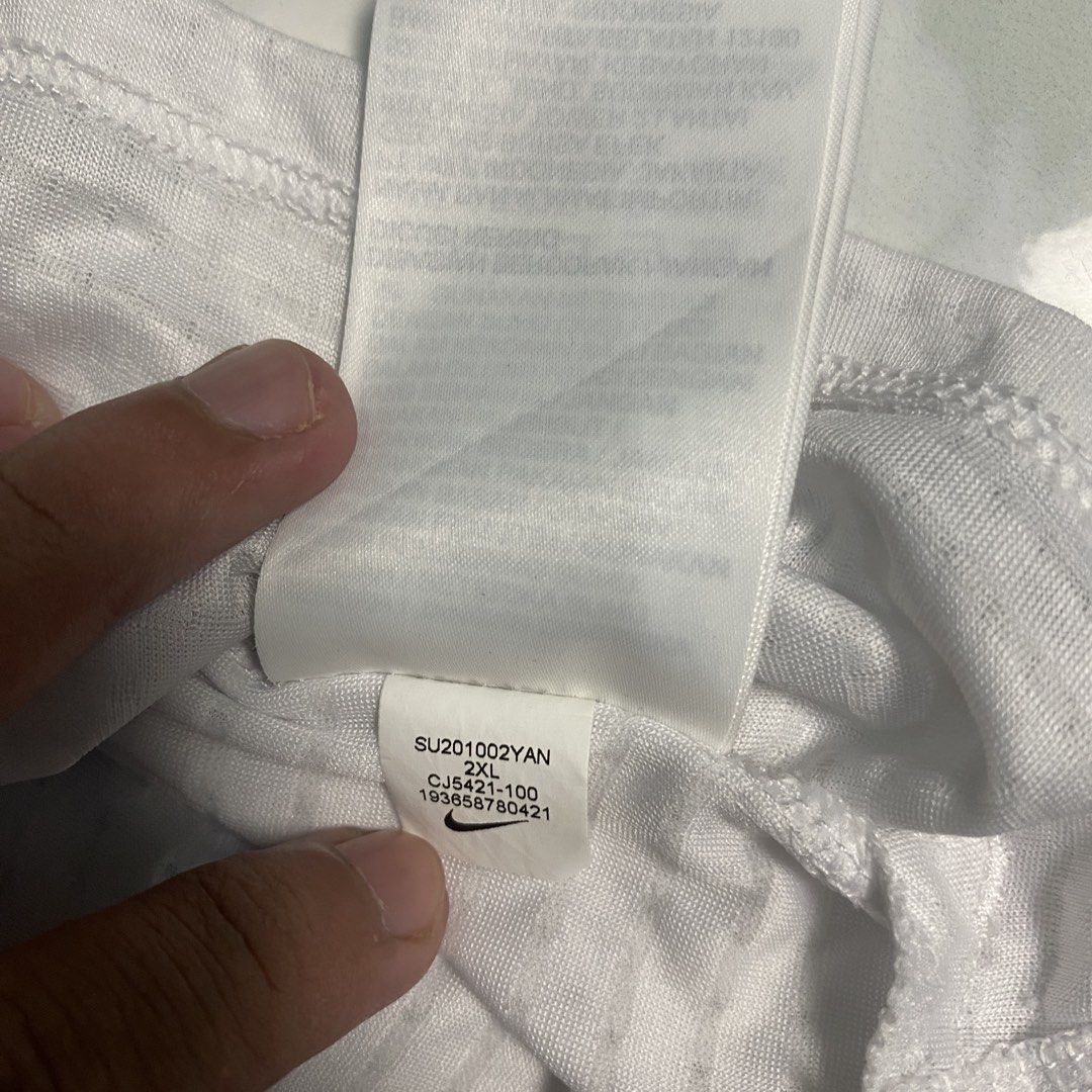 Nike dryfit (Category: Activewear) located in Digos. Submitted by thriftnigoy (Listing ID 1463998854, Image 3). Description: NIKE DRYFIT 550🏷️ Dimes: inches Width 23 length: 28 Best fit xlarge - Excellent condition - color rate 10 - no issue.