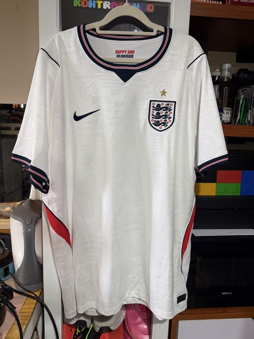 Nike England World Cup Home Kit 2026 (Category: Activewear) located in Quezon City. Submitted by adriiadrii (Listing ID 1463971965, Image 1). Description: 100% Original Nike England 2026 Kit Size XL used once no issue.