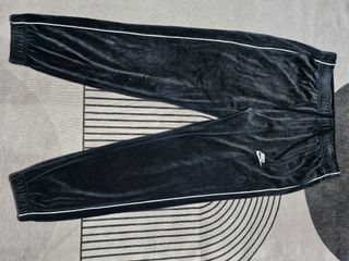 (Category: ) located in . Submitted by kayeonlineshop (Listing ID 1464031138, Image 1). Description: .
