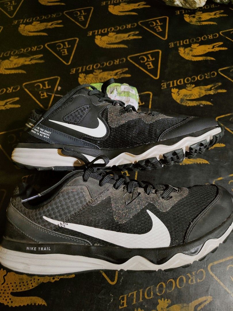 Nike Juniper Trail 'Black Smoke Grey (Category: Sneakers) located in Davao. Submitted by ljay.thriftedfinds (Listing ID 1464031483, Image 3). Description: Nike Juniper Trail 'Black Smoke Grey Size 10 / CM28 Excellent condition No issue Need wash only DM📩📩📩 Loc'.DAVAO CITY Feel free to vouch / VC.