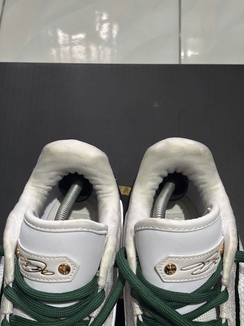 Nike LeBron 23 ‘From This Point Forward’ (Category: Sneakers) located in Taguig. Submitted by remodeatelier (Listing ID 1464056946, Image 2). Description: Nike LeBron 23 ‘From This Point Forward’ Condition: 9.5/10 Size: 10.5 Price: ₱4500 RFS: malaki size sa owner kaya benta na lang Location: Taguig 📦 Inclusions: Original Nike LeBron shoes Original “Forever King” box Extra laces Original packaging/accessories.