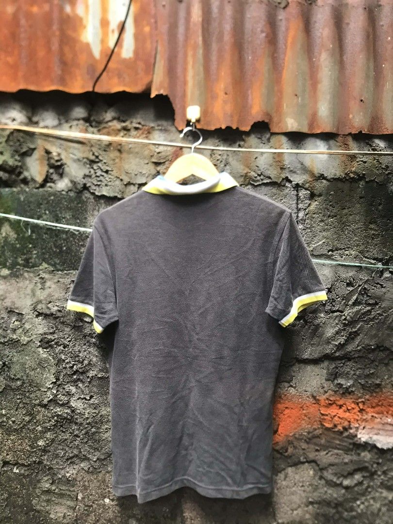 Nike polo (Category: Tshirts & Polo Shirts ) located in Manila. Submitted by thriftnicarl.3 (Listing ID 1464074069, Image 2). Description: sizes - medium dimes - W 18.6 L 26 200 Freeship via jnt 🏷️.
