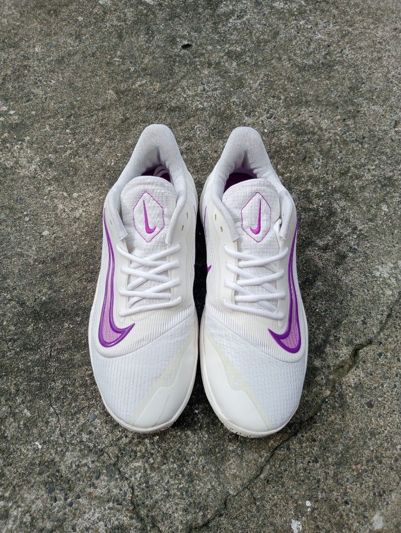 Nike Basketball Shoe Precision 7 | Size 11 (Category: Casual Shoes) located in Manila. Submitted by clerc25 (Listing ID 1464037073, Image 2). Description: Nike Precision 7 "White/Purple" with Box Size: 11 US/ 29cm/ 45 EUR Condition: 10/10 - Used ONCE. - Got stuck. hndi na nagamit. Js DM me If you're interested. Asking: 1,800+ sf (Negotiable) Loc: Plaridel, Bulacan.
