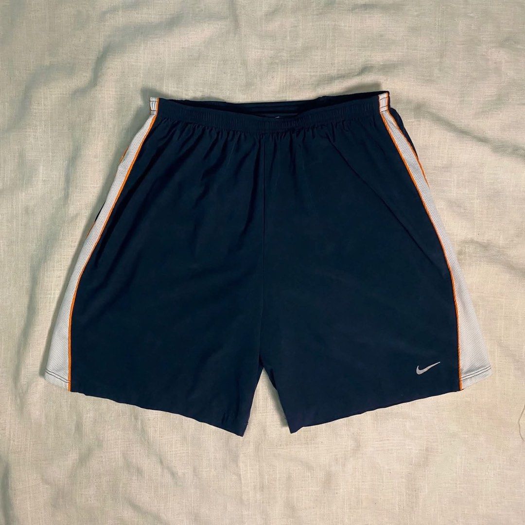 Nike running (Category: Activewear) located in Digos. Submitted by thriftnigoy (Listing ID 1464040505, Image 1). Description: Nike Running 350🏷️ Dimes: inches Open waist: 18 length: 15 tigh: 13 leg open: - Excellent condition - color rate 9.8 - cut tags.