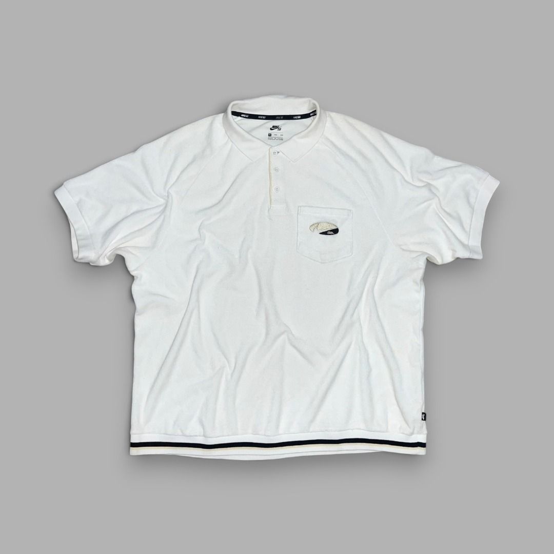 NIKE SB POLO SHIRT (Category: Tshirts & Polo Shirts ) located in Quezon. Submitted by ejay.thrift.clothes (Listing ID 1463989121, Image 1). Description: 2XL 25 X 27 ISSUE: SLIGHT STAIN/BARELY VISIBLE (ARMPIT) AS NEW CONDITION FRESHLY WASHED READY TO WEAR # 564.