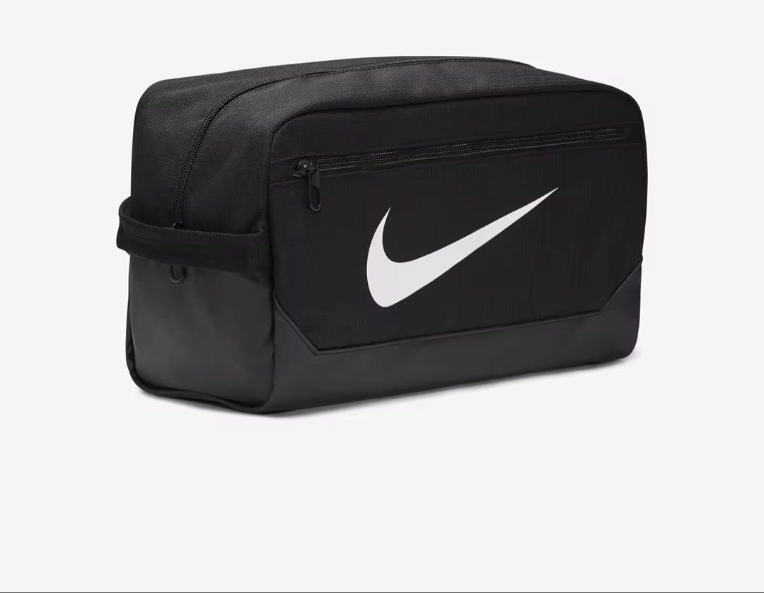 Nike Shoe Bag- Black (Category: Backpacks) located in Baguio. Submitted by snappzy (Listing ID 1464009585, Image 1). Description: •Original and Brand New •Complete with tags and plastic •Capacity: 11L .