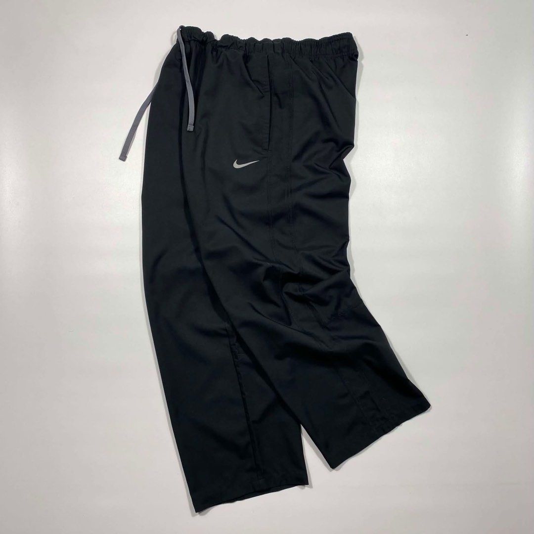 NIKE THE ATHLETIC DEPT DRI FIT TRACK PANTS (Category: Joggers) located in San Fernando. Submitted by upwear.ph (Listing ID 1464068605, Image 1). Description: NIKE THE ATHLETIC DEPT DRI FIT TRACK PANTS CONDITION : EXCELLENT SIZE : SMALL FIT TO MEDIUM DIMENSION : W34-36 x L37.5 ISSUE : NONE .