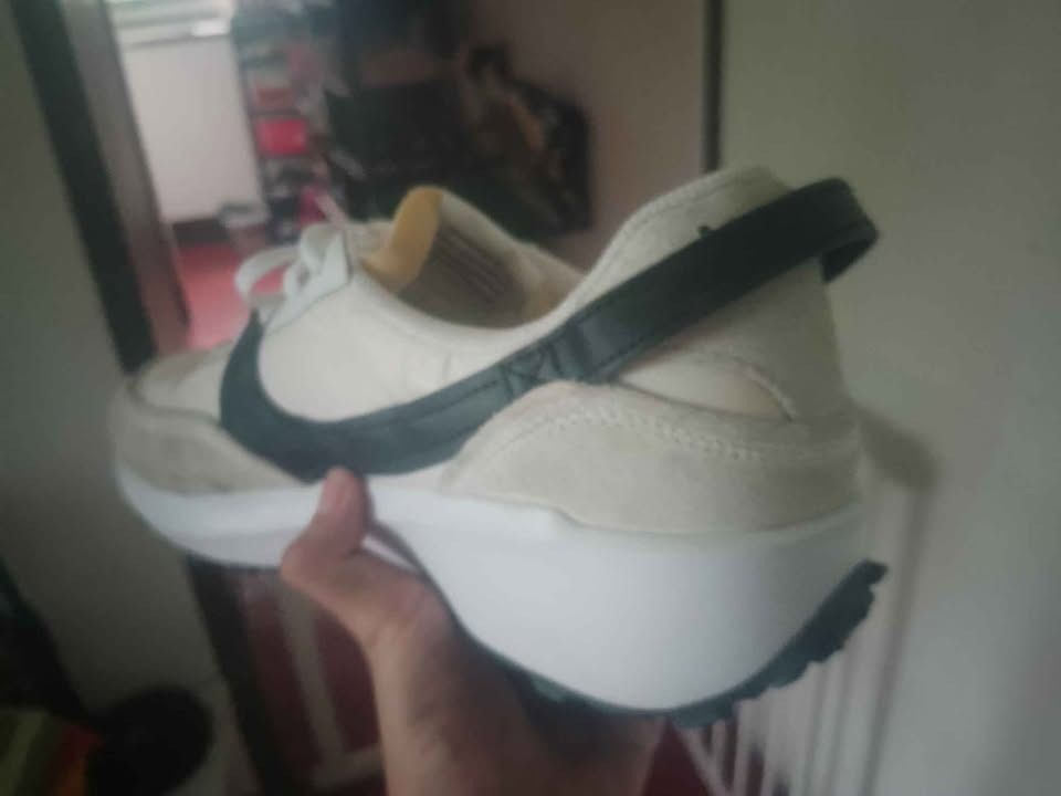 NIKE WAFFLE DEBUT SIZE 10 (Category: Sneakers) located in Caloocan City. Submitted by zealearth.4a1c9c (Listing ID 1464086234, Image 3). Description: - Cream and black Nike Waffle One sneakers - Unique chunky sole design - Classic Nike swoosh detail - Comes with original box - Ideal for everyday casual wear -Valenzuela Area.