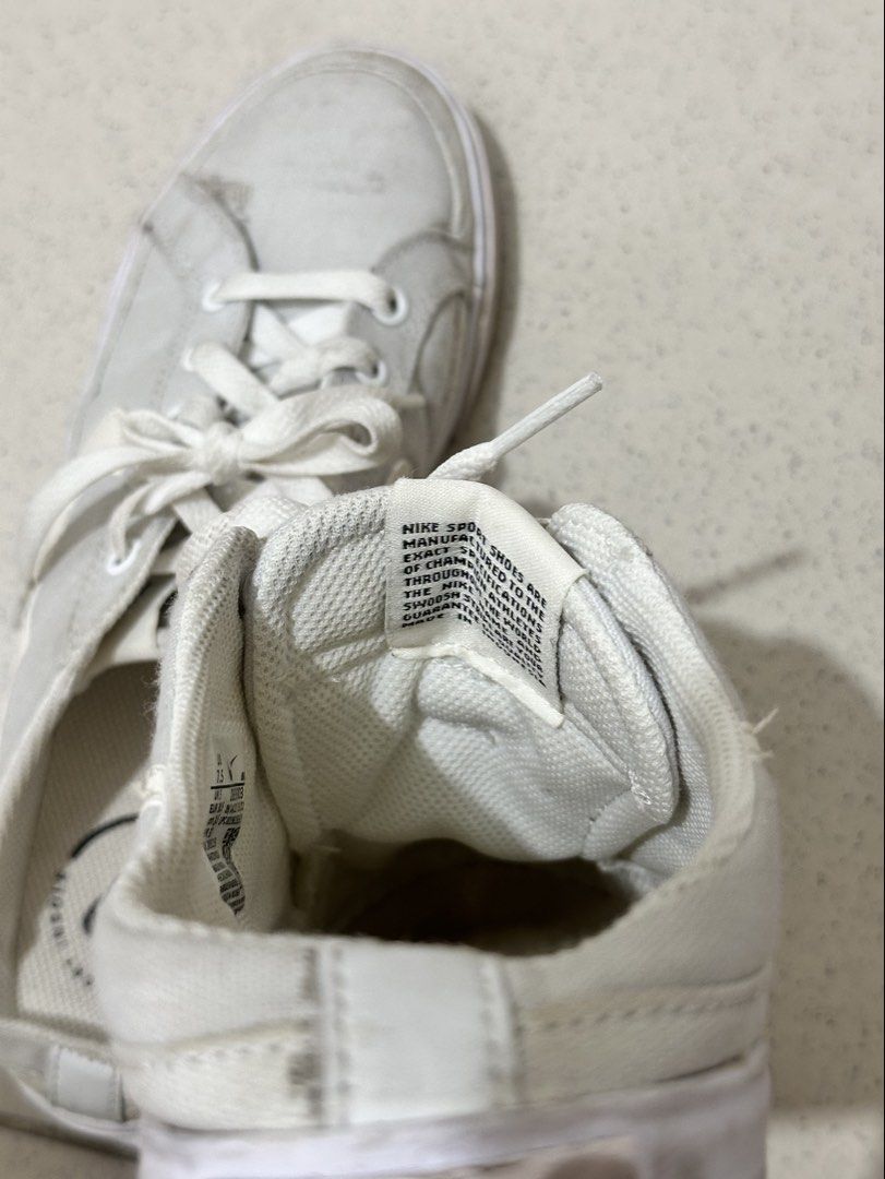 Nike White Low Top Casual Shoes (Category: Sneakers) located in Paranaque City. Submitted by preloveeed890 (Listing ID 1464043918, Image 3). Description: Needs Cleaning (dirt can be easily removed by baking soda and vinegar).