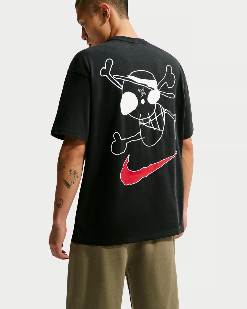 Nike x One Piece T-Shirt (Category: Tshirts & Polo Shirts ) located in Las Pinas. Submitted by goldblooded (Listing ID 1463972868, Image 1). Description: For Sale Only! Size XL - available M - sold Brand new P 2,995 Lalamove.