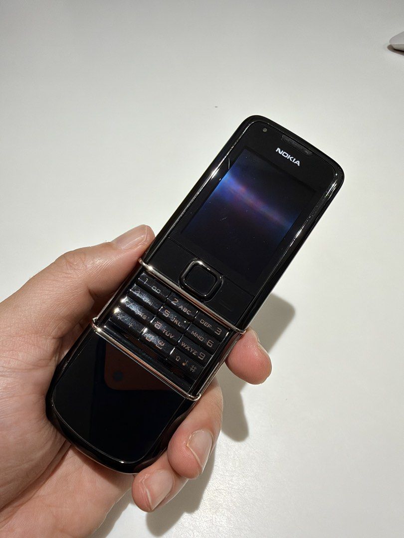 Nokia 8800 Sapphire Black (Category: Early Generation Mobile Phones) located in Quezon City. Submitted by chicken_pee (Listing ID 1464108418, Image 1). Description: Unit and Charger only.