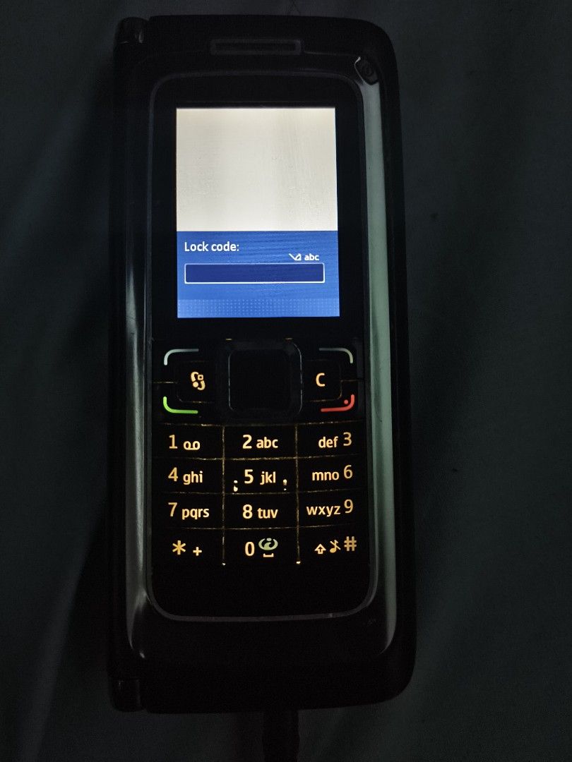 Nokia E90 (Category: Early Generation Mobile Phones) located in Quezon City. Submitted by anitagalan89774 (Listing ID 1464057850, Image 3). Description: nokia E90 issue with code .
