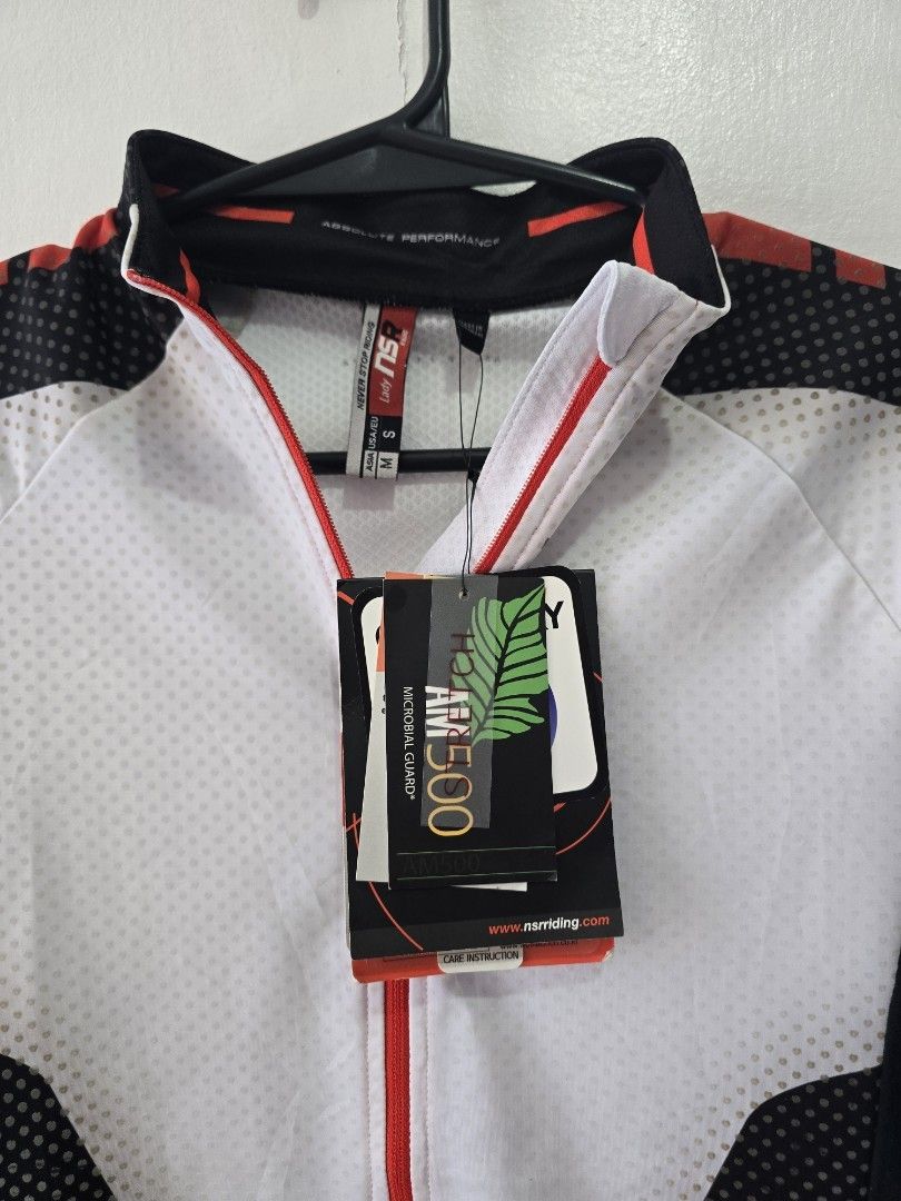 NSR Cycling Jersey (Category: Activewear) located in Abuyog. Submitted by rmrtabs (Listing ID 1463952935, Image 3). Description: Nsr cycling jersey Asia - medium EU - Small Can fit mens asia small Bnew with tag Color may vary due to lighting. Item is in Abuyog and Tacloban. Shipping is available via j&t. Note: All jerseys are pre-owned. Please expect normal signs of use and minor wear. Any significant flaws or issues will be clearly stated in the