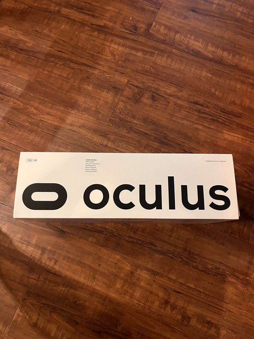 Oculus Quest 2 VR Headset with Controllers and Case (Category: Virtual Reality) located in Taguig. Submitted by kscsantos (Listing ID 1464009711, Image 2). Description: - Oculus Quest 2 (256GB) - Includes headset and two controllers - Comes with a protective carrying case - Ideal for immersive gaming and virtual reality experiences - Ready for a new owner.