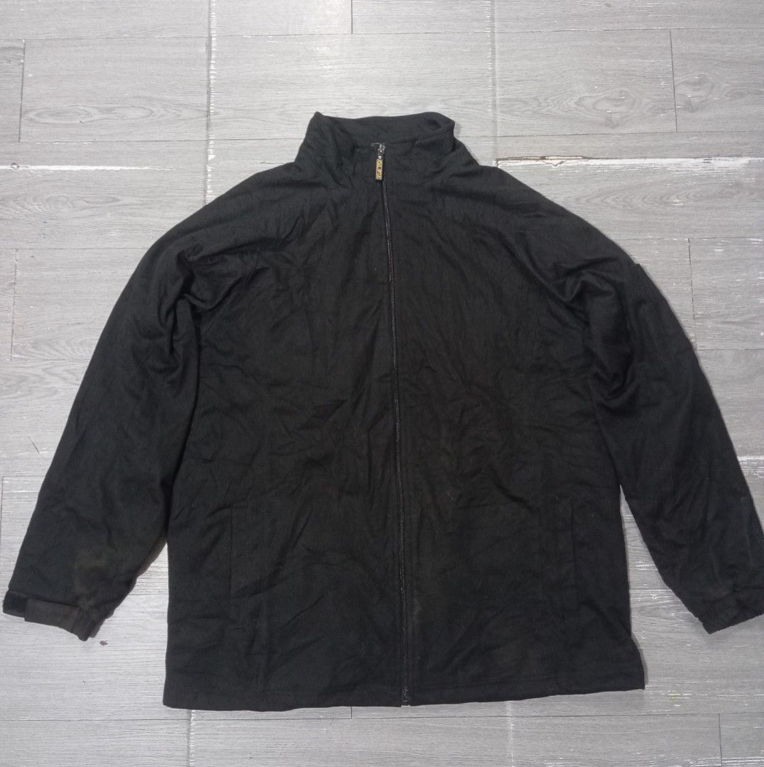 Olfa Jacket (Category: Coats, Jackets and Outerwear) located in Manila. Submitted by wisepenguin.369 (Listing ID 1464045127, Image 1). Description: dimes: 24x29 issue stains sa wrist.