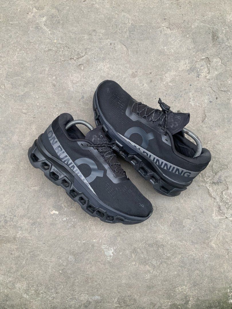 ON Cloudmonster 2 Black Men's Shoes (Category: Sneakers) located in Cavite. Submitted by thriftkicks3 (Listing ID 1464047802, Image 1). Description: - ON Running Cloudmonster 2 shoes in black - Us 8, Euro 41, Cm 26 - Ideal for running and everyday wear - Unique sole design for superior comfort and support - Quick-tie lacing system for easy on-and-off - Includes premium SIDAS insoles - Perfect for your next run or workout.
