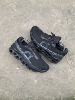 (Category: ) located in . Submitted by thriftkicks3 (Listing ID 1464047802, Image 1). Description: .