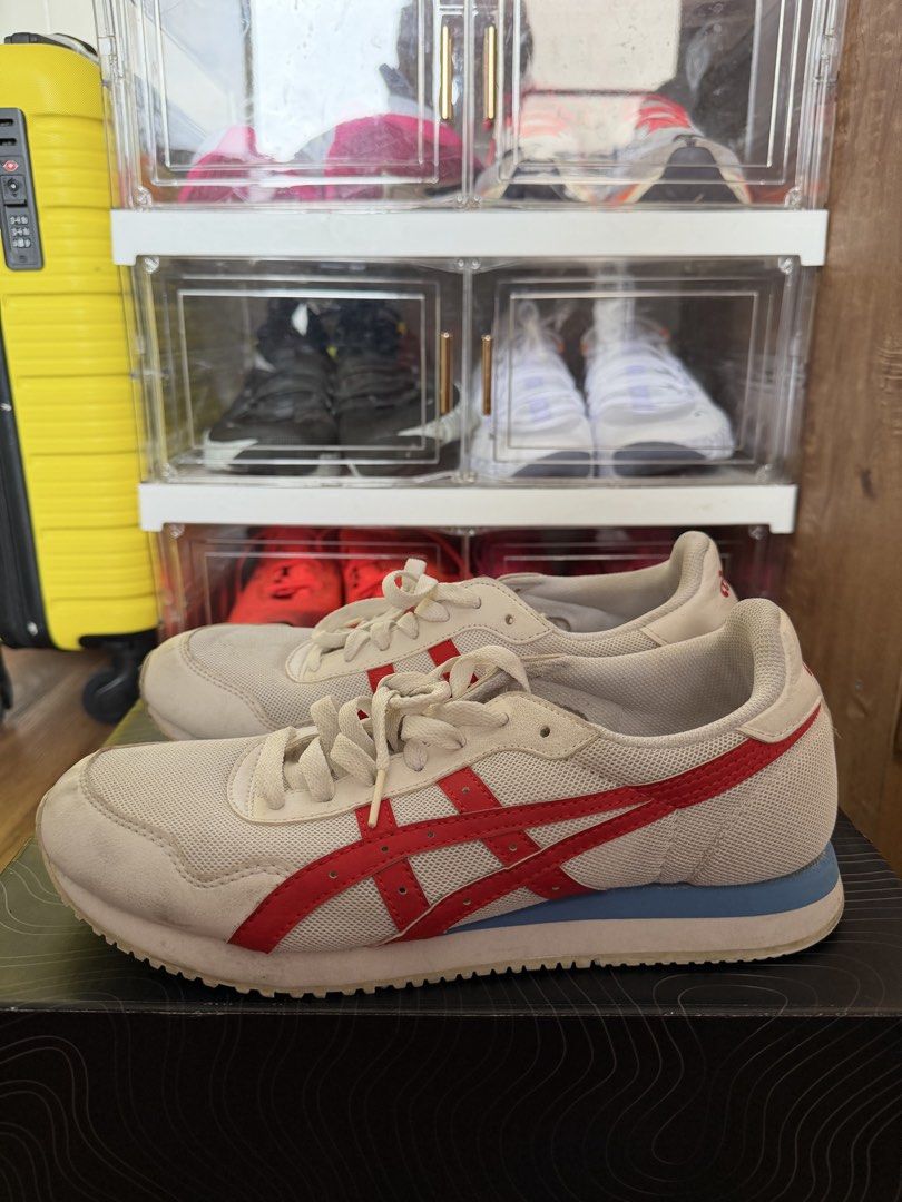 Onitsuka Tiger Runner (Category: Sneakers) located in Quezon City. Submitted by callmeo (Listing ID 1464025244, Image 3). Description: Onitsuka Tiger Runner 📏 US 8.5 | EU 42 | CM 26.5 Classic retro runner, very easy to style. Price: ₱700￼ Pick up: The Orabella, Proj. 4 QC.