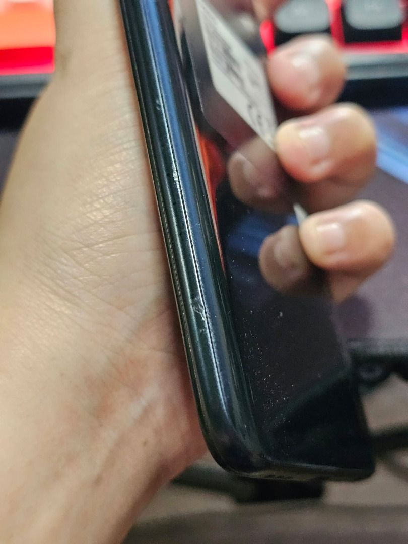 OPPO A16 3gbram / 32gb (Category: OPPO) located in Rizal. Submitted by revvinup.23 (Listing ID 1463950490, Image 3). Description: OPPO A16 3gbRAM/32gb -Old phone used by my father. basically youtube, facebook, call & text lang naman gamit nya. -With box, no charger included (typeC) -Unit is from Globe plan, both sim slots are open for any network naman na. tapos na kasi yung plan nya. -Battery health, not sure -Dents and sracthes shown sa photos.