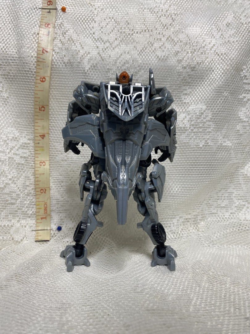 Optimus Prime (Category: Action & Battle Toys) located in Angeles City. Submitted by noagrace (Listing ID 1463950010, Image 2). Description: Protoform Optimus Prime Deluxe Class figure Transformers 2007 Movie By hasbro 6 inch tall P600.