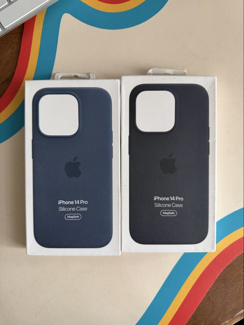 Original Apple Silicone MagSafe Case for iPhone 14 Pro (Category: Cases & Sleeves) located in Manila. Submitted by razelysonn (Listing ID 1464008013, Image 1). Description: 1,250 each fixed price .