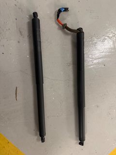 （分類：）位於 。 由 jackylaw330 提交（商品編號 1463997461，圖片 1）。簡介： 。