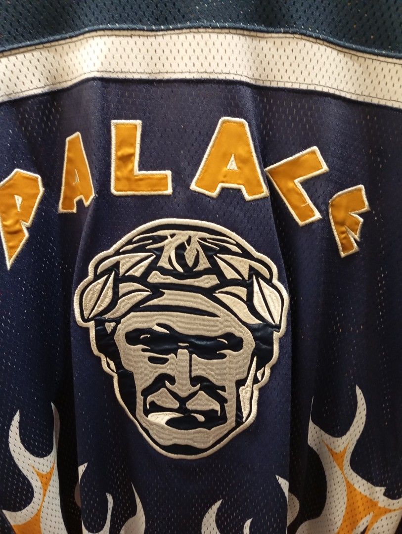 Palace pillars, hockey jersey (Category: Longsleeves) located in Manila. Submitted by anrey.dept19 (Listing ID 1464047396, Image 2). Description: Palace pillars, hockey jersey Size medium Dimensions: 24 inch Width / 29.5 length.