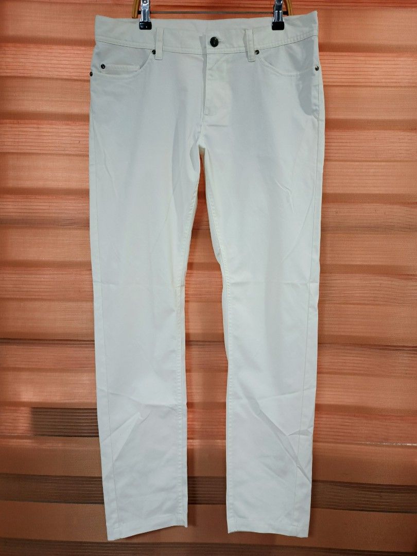 Peak Performance Casual Woven Pants (Category: Activewear) located in Cabuyao City. Submitted by dthrifts (Listing ID 1464030222, Image 1). Description: 32-33 W 40 L Authentic Quick Dry Excellent Condition.