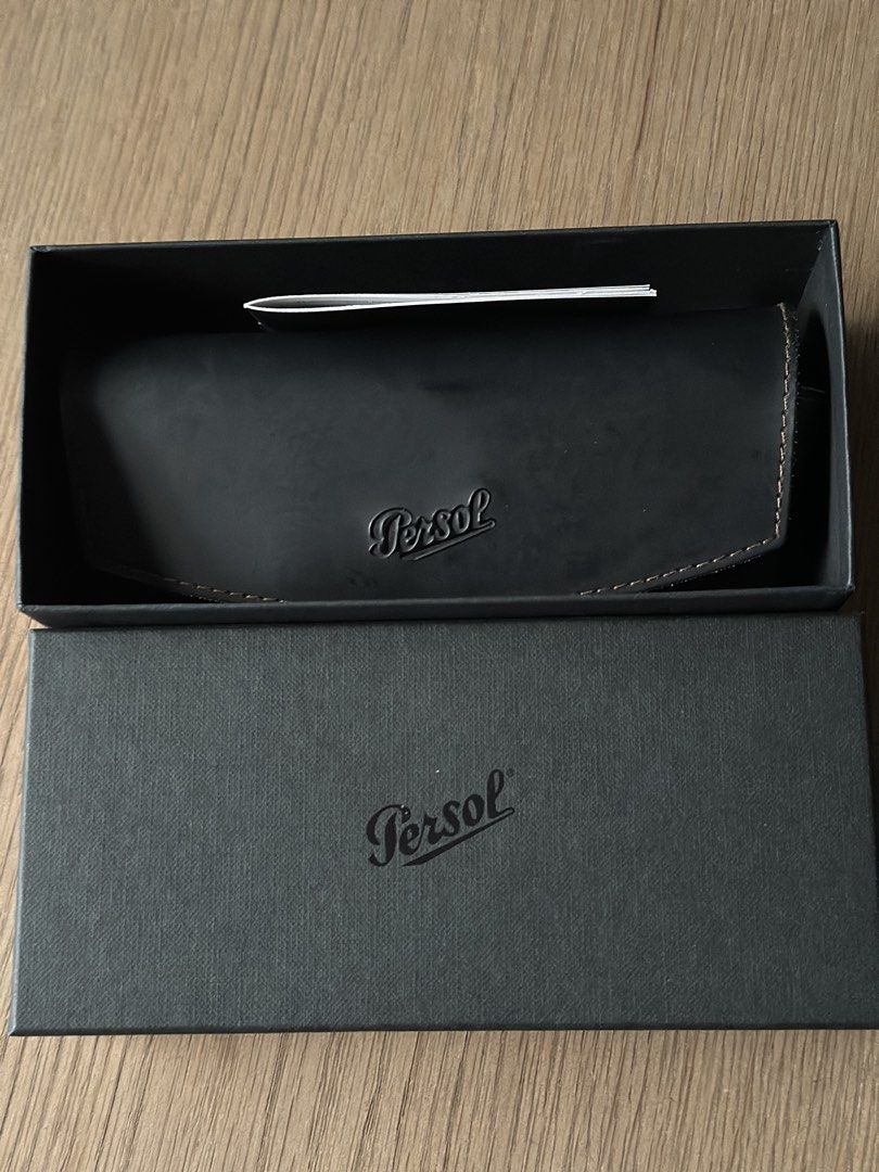 Persol Sunglasses 3193-S (Category: Sunglasses & Eyewear) located in Cainta. Submitted by the_lawww (Listing ID 1464025287, Image 2). Description: - Authentic Persol sunglasses, Model 3193-S - Made in Italy - Classic tortoiseshell pattern - Color code: 24/31 3N - Lens size: 55mm - Frame size: 145mm - Comes with original box and case - Ideal for everyday wear ₱11,000 For meetups and delivery Antipolo, Taytay, Cainta, Pasig, Makati, QC, Manila Ship