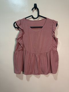 (Category: ) located in . Submitted by fashionifywardrobe8899 (Listing ID 1464098247, Image 1). Description: .