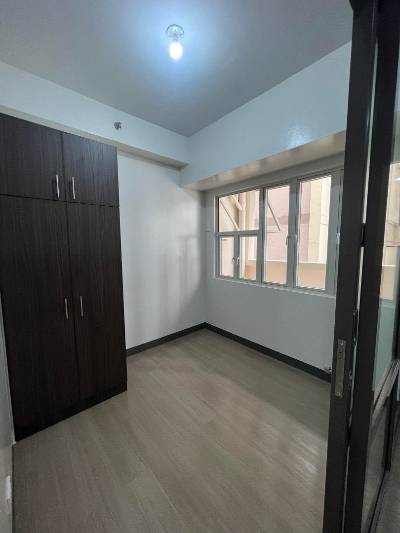 PIONEER HEIGHTS 1 (Category: Apartments & Condos) located in Caloocan City. Submitted by june_cityland369 (Listing ID 1464132624, Image 2). Description: 🏙️ OWN YOUR SPACE. BUILD YOUR FUTURE. Pioneer Heights 1 in Mandaluyong City! ‼️READY FOR OCCUPANCY‼️ 📍 Lot 126 Pioneer Street 🚆 Near MRT Boni • Pioneer Center • McDonald’s Pioneer 🏠 Studio • Studio Deluxe • 1BR Deluxe 🔥 5% PROJECT DISCOUNT❗️ 💰 Reserve for only ₱15,000! 💳 FLEXIBLE PAYMENT O