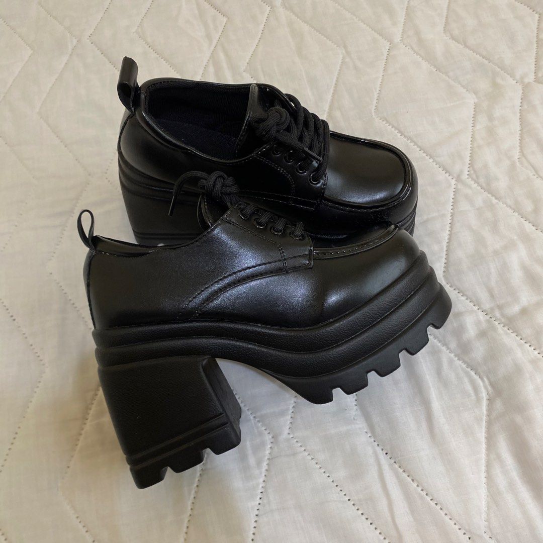 Platform loafers (Category: Loafers) located in Baguio. Submitted by user029483859294 (Listing ID 1464073805, Image 1). Description: No issues Size 36 3-4 inches heel height Bought sa shein for 1167, selling it for 800 nalang Rfs: hindi nagagamit due to hospi internship.