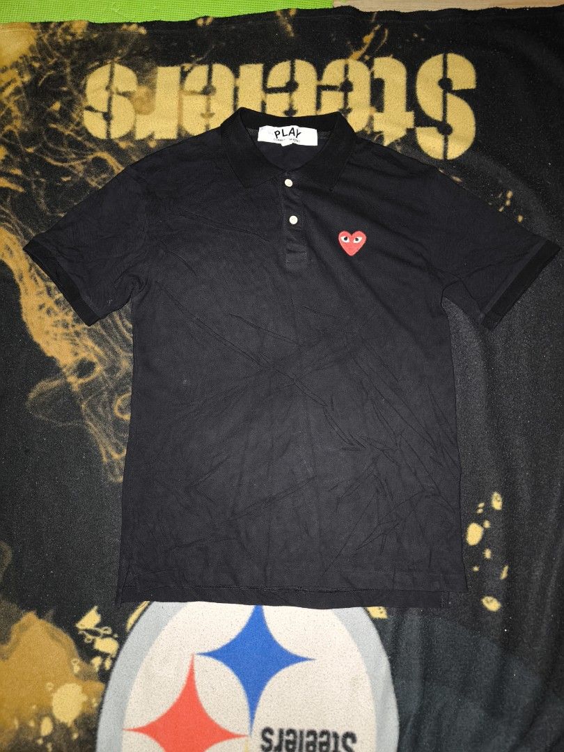 PLAY COMME des GARÇONS Polo shirt (Category: Tshirts & Polo Shirts ) located in Manila. Submitted by fljaoti27 (Listing ID 1463957362, Image 1). Description: Play Polo Shirt Large on tag best fit Small.