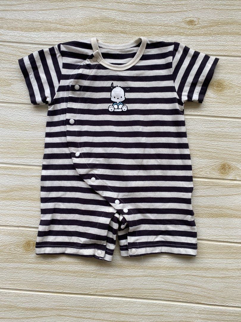 Pochacco Romper 12m (Category: Babies & Kids Fashion) located in Cebu City. Submitted by yjainani (Listing ID 1463965604, Image 1). Description: black-and-white striped baby romper featuring a cute Pochacco graphic on the chest by Futafuta..