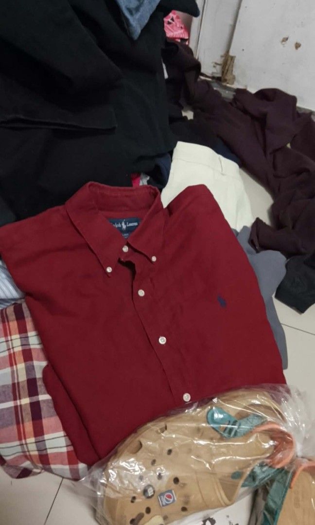 Polo Ralph Lauren Blake (Category: Formal Shirts) located in Antipolo. Submitted by arn_thrifts_collections (Listing ID 1464041998, Image 3). Description: POLO RALPH LAUREN LONGSLEEVE BLAKE 1200+SF SIZE LARGE LIKE NEW.
