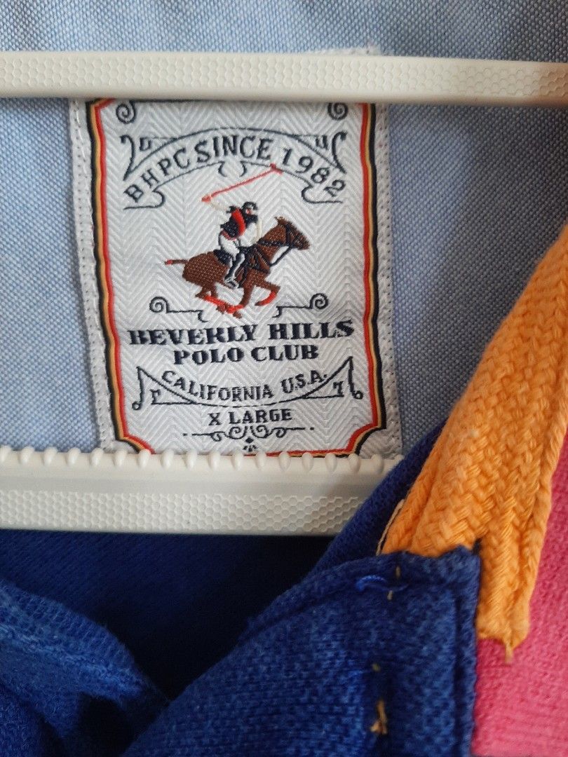 Polo shirt (Category: Tshirts & Polo Shirts ) located in Las Pinas. Submitted by cj_e06 (Listing ID 1463946096, Image 2). Description: Beverly Hills polo Club size XL.