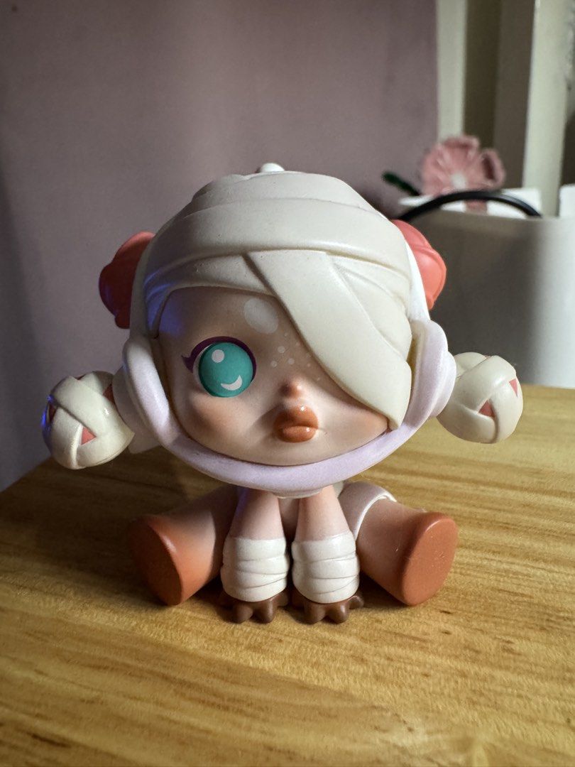 Popmart Skullpanda Ancient Castle - Baby Zombie (Category: Designer & Blind Box Toys) located in San Mateo. Submitted by elaravail (Listing ID 1464059215, Image 1). Description: •Figure and card only. •In good condition. No damage or flaws. •Price is negotiable especially when buying my other listings as well. Feel free to make an offer! •MOP: Gcash, Maribank, Gotyme.