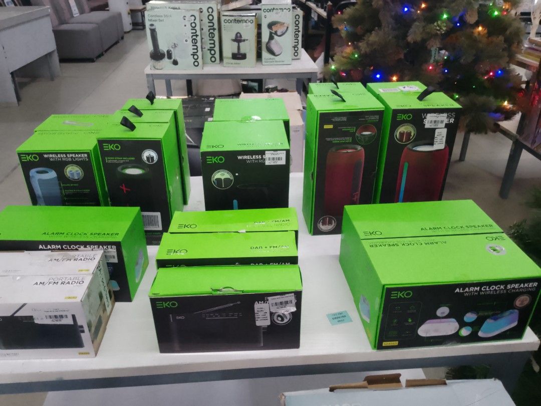 PORTABLE WIRELESS SPEAKER (Category: Soundbars, Speakers & Amplifiers) located in Manila. Submitted by fiercehorse_40fdc9 (Listing ID 1463949371, Image 1). Description: - Brand: EKO - Product Type: Portable Wireless Speaker - Features: RGB Lights (on some models), Wireless Charging (on Alarm Clock Speaker models) - Condition: Brand New - Meetup Location: Cainta, Rizal.