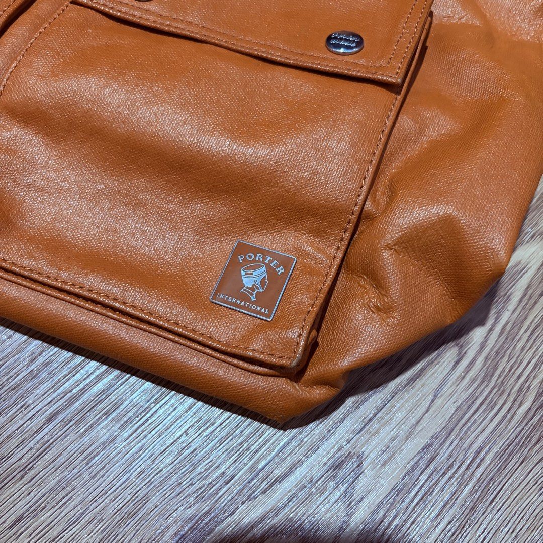 Porter Tote Bag (Category: Backpacks) located in Bulacan. Submitted by frugal.search (Listing ID 1463955088, Image 3). Description: Porter Tote Bag Can fit size of ipad pro Good condition Issue fill off on handle part (see last pic) 1100 pesos + shipping fee Loc: Malolos, Bulacan MOP: Gcash MOD: Jnt & Lalamove.
