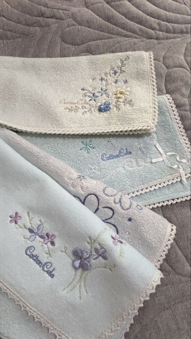 Powder Blue: Japanese Face Towels (Category: Bedding & Towels) located in Calamba. Submitted by cur8d (Listing ID 1464030765, Image 1). Description: 50 each 4 designs available nicer colors in actual.