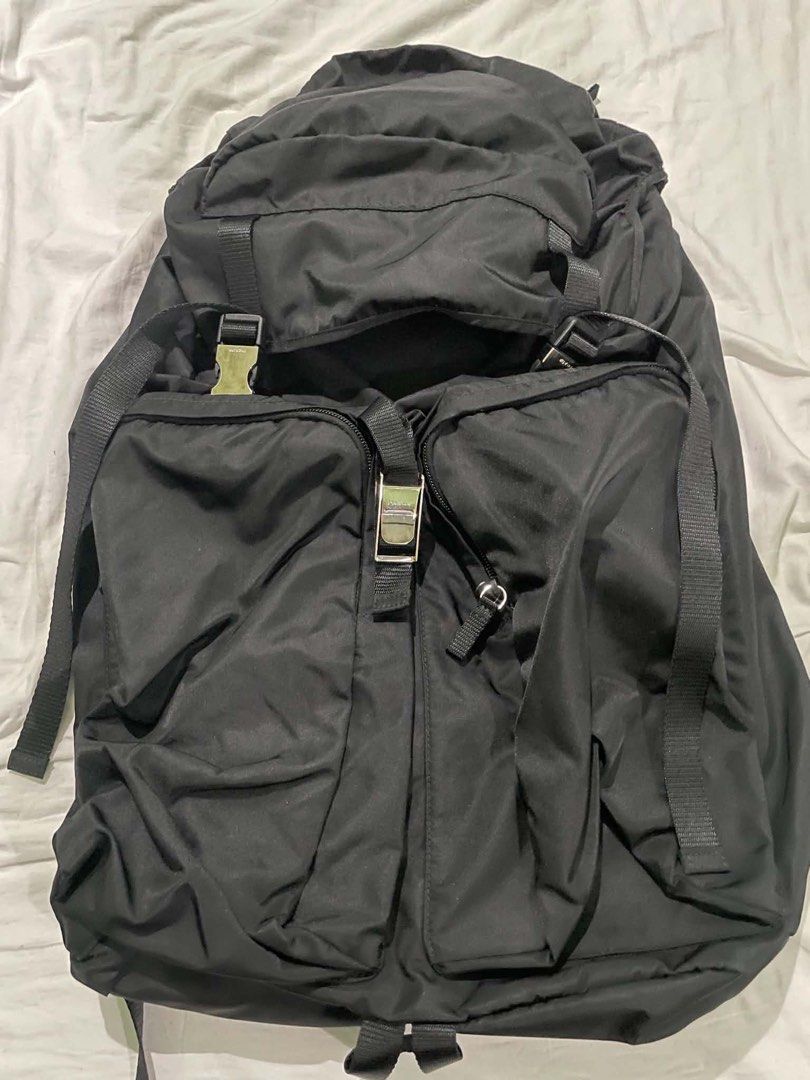 PRADA (Category: Luxury Bags & Wallets) located in Dagupan City. Submitted by jemar.yanes56 (Listing ID 1463952711, Image 3). Description: .