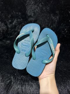 (Category: ) located in . Submitted by rqueenluxuryph (Listing ID 1464137491, Image 1). Description: .