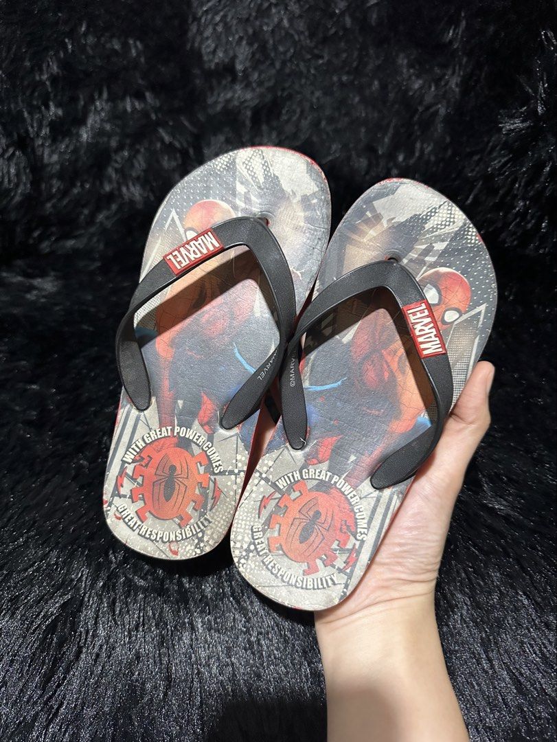 Preloved Marvel flip flop for kids original 💯 (Category: Babies & Kids Fashion) located in Caloocan City. Submitted by rqueenluxuryph (Listing ID 1464137736, Image 1). Description: Preloved Marvel flip flop for kids original 💯 Size: 8and half or Euro 26 No issue sign of usage only .
