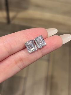 (Category: ) located in . Submitted by japanandsingaporeluxepreloved (Listing ID 1463987438, Image 1). Description: .