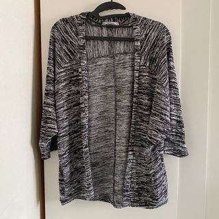 (Category: ) located in . Submitted by shopsundayx (Listing ID 1463957790, Image 1). Description: .