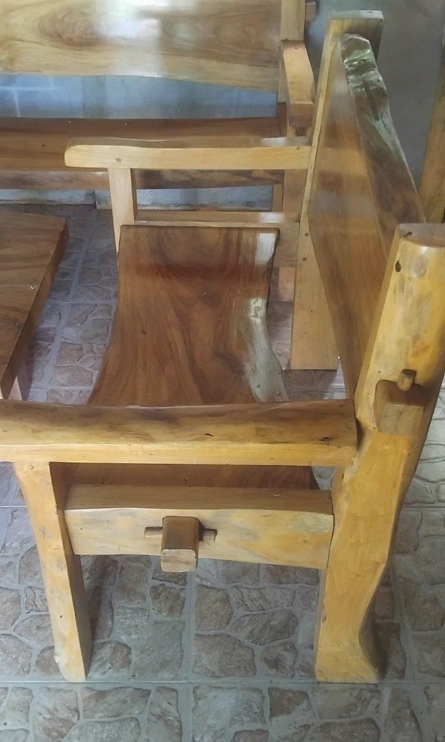 PURE NARA SALA SET (Category: Tables & Sets) located in Manila. Submitted by lavillajoh99589 (Listing ID 1463942785, Image 3). Description: .
