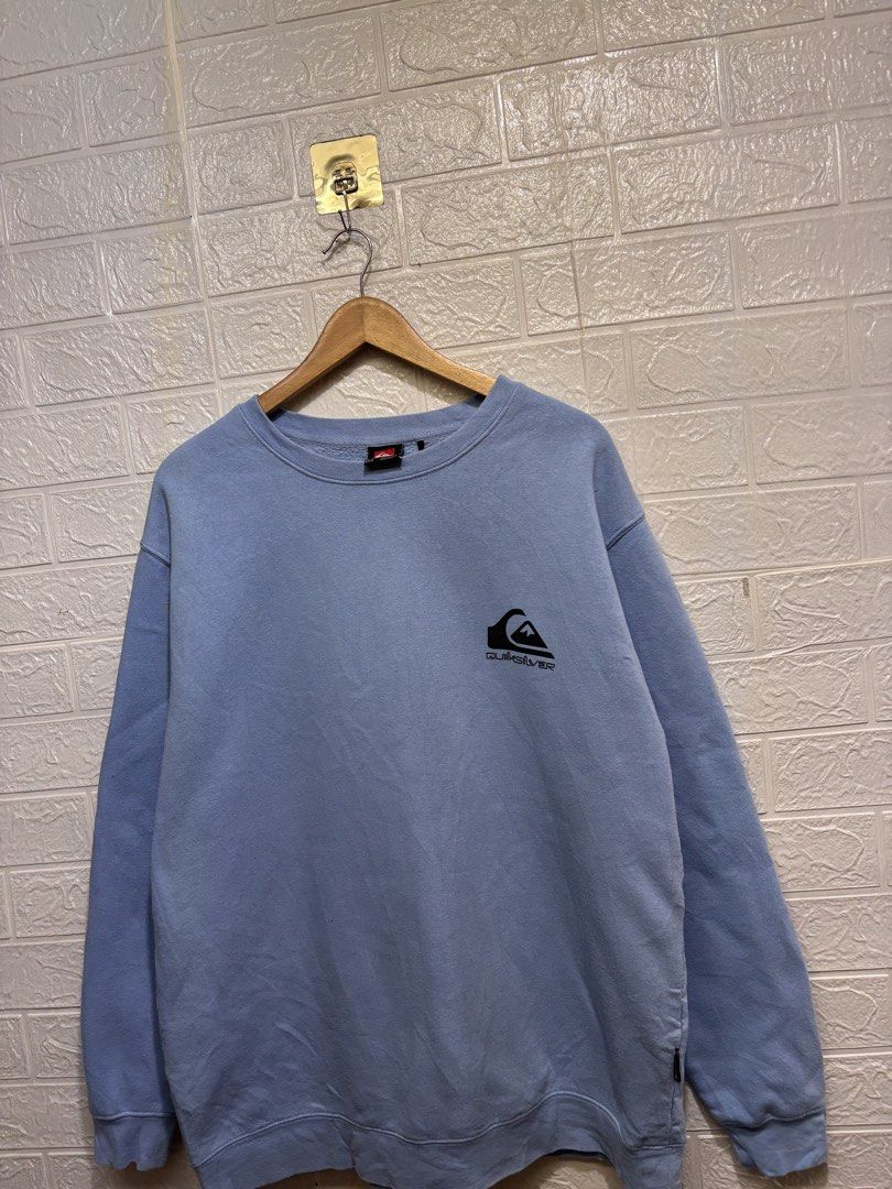QUICKSILVER SWEATSHIRT JACKET (Category: Coats, Jackets and Outerwear) located in Quezon City. Submitted by xoxochiq (Listing ID 1464072266, Image 2). Description: QUICKSILVER SWEATSHIRT JACKET XL Length - 30 Width - 25 10/10 color rate Excellent Condition 650 only pm me!.