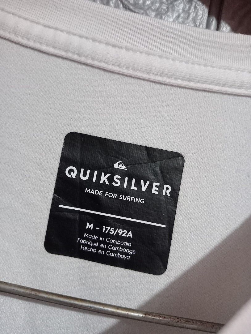 Quiksilver (Category: Activewear) located in Manila. Submitted by mariacafra0420 (Listing ID 1464022103, Image 3). Description: Quiksilver Size medium Width 21 Lenght 29 Excellent condition No issue 650 + sf Dm 📩.