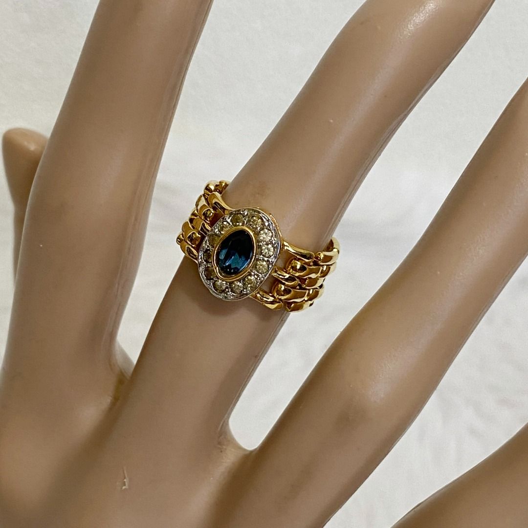 R Signed Gold Blue Crystal Cabochon Chain-Links Ring (Category: Rings) located in Cebu City. Submitted by posh_avenue888 (Listing ID 1464094804, Image 2). Description: In excellent condition. From Japan. Size 6. .